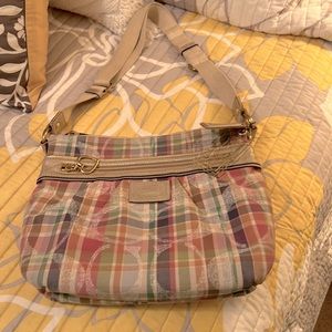 Beautiful summer plaid coach tote